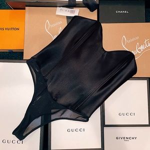 Black Aritzia bodysuit✨